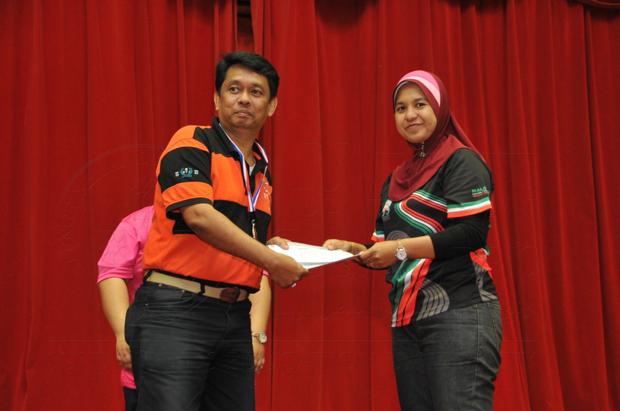 PRO15 158 CATUR HAS 9448